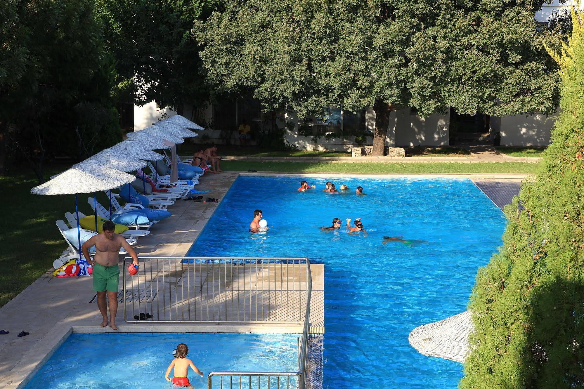 Muskebi Apart Otel Ортакент Екстер'єр фото