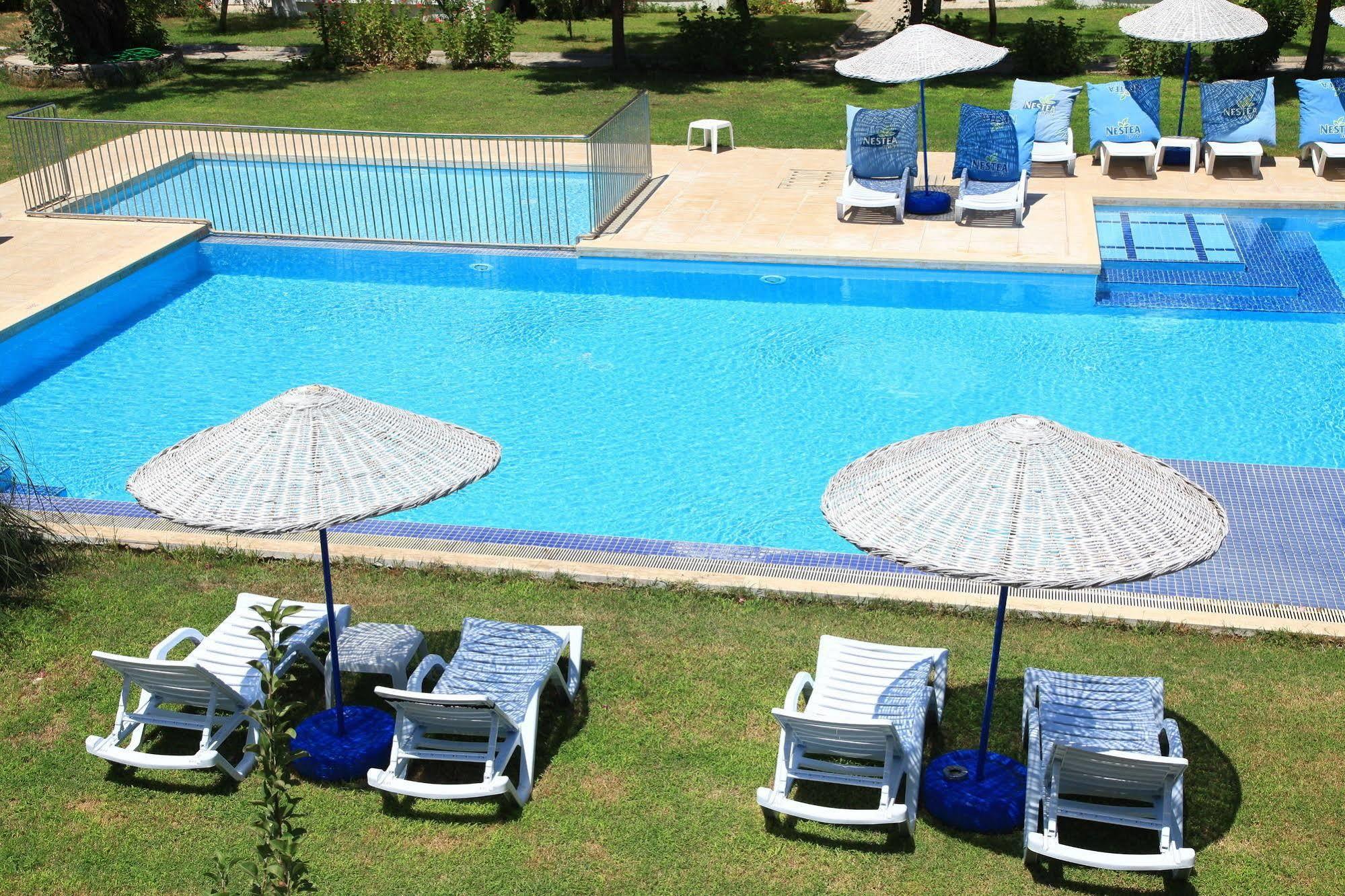 Muskebi Apart Otel Ортакент Екстер'єр фото